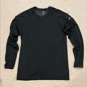 Fabletics Men's Black Long Sleeve Crew Top